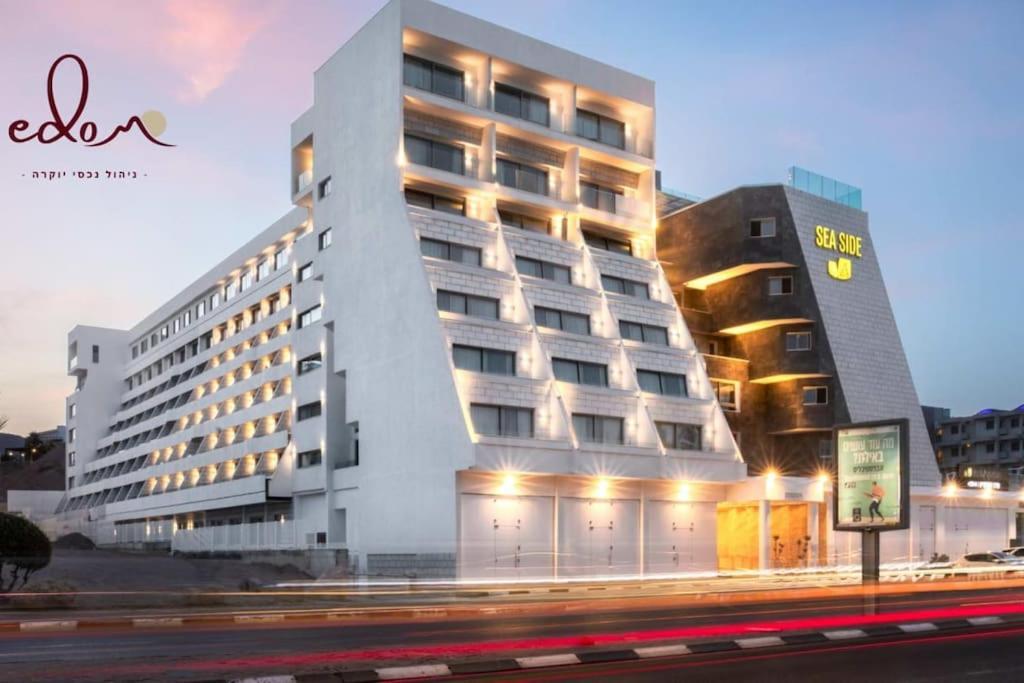 Apartment דירה מרווחת ושקטה 100 מטר מהים - By Edom *